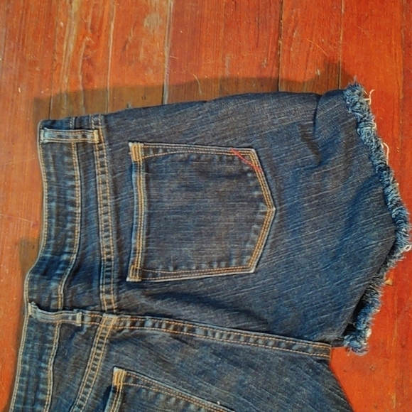Banana Republic Dark Wash Denim Cut off Jean Shorts 33 in Waist - Picture 7 of 8
